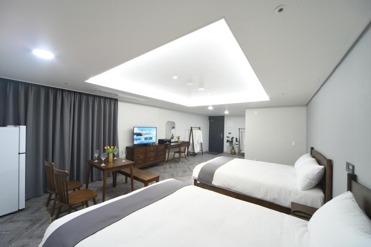 Haeundae Central Hotel Busan Exteriör bild
