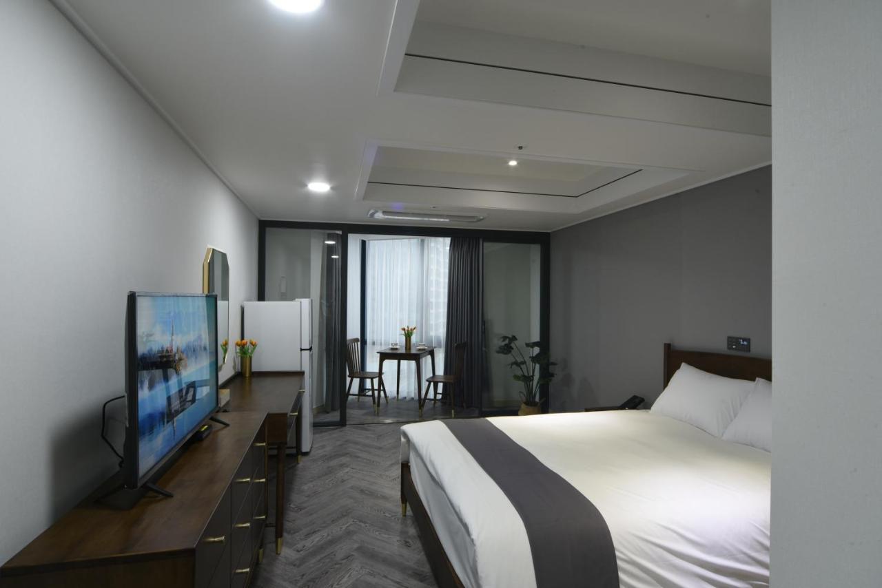 Haeundae Central Hotel Busan Exteriör bild