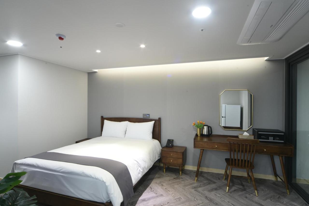 Haeundae Central Hotel Busan Exteriör bild